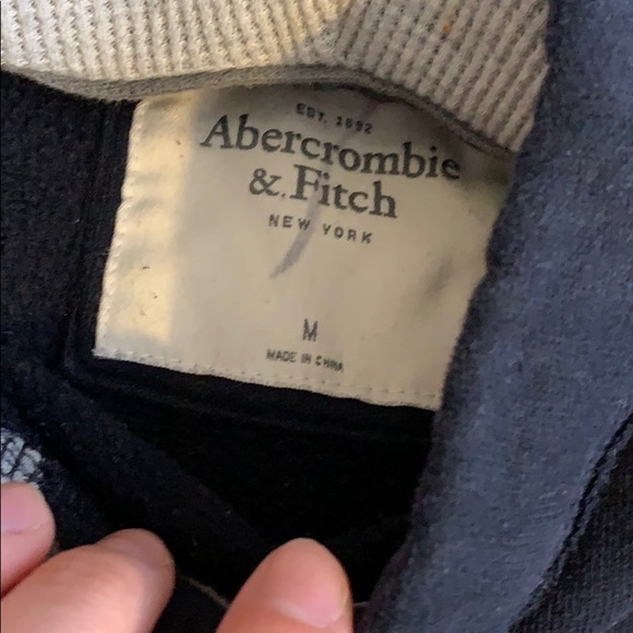 Abercrombie & Fitch Sweatshirt - Picture 2 of 3